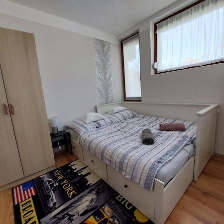 CsaládBarát Vendéglak Szegedi Magánszálláshely 9 fő részére, nagycsaládok és baráti társaságok részére Extérieur photo