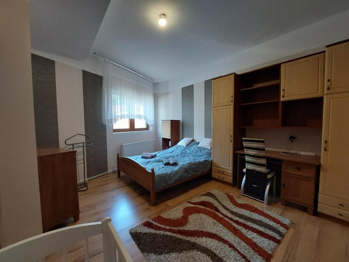 CsaládBarát Vendéglak Szegedi Magánszálláshely 9 fő részére, nagycsaládok és baráti társaságok részére Extérieur photo