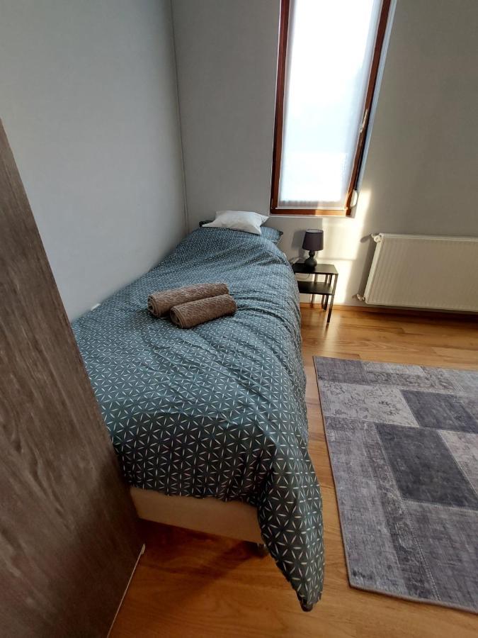 CsaládBarát Vendéglak Szegedi Magánszálláshely 9 fő részére, nagycsaládok és baráti társaságok részére Extérieur photo