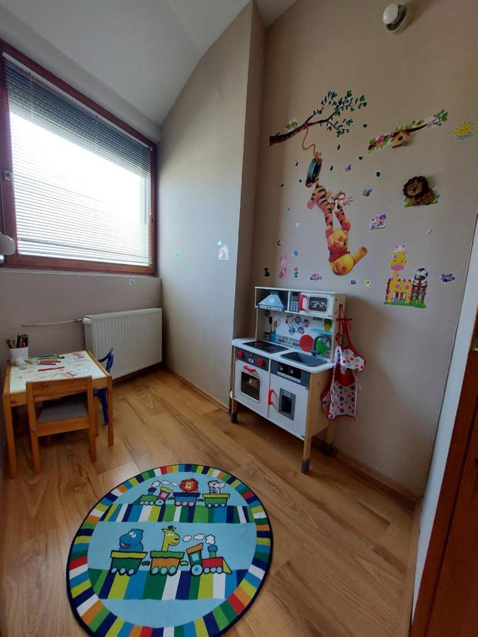CsaládBarát Vendéglak Szegedi Magánszálláshely 9 fő részére, nagycsaládok és baráti társaságok részére Extérieur photo